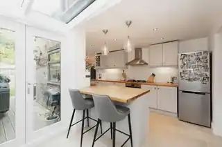 5 Beaconsfield Road, photo 3