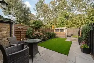 5 Beaconsfield Road, photo 4