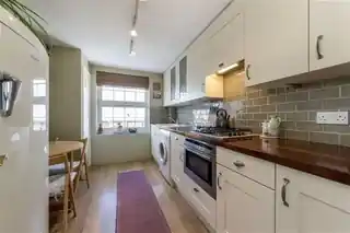 5, Bedford Court, Grena Road, photo 3
