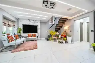 5 Braeside Close, photo 3