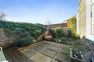 5 Brinkworth Way, photo 3