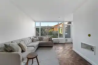 5 Brinkworth Way, photo 4