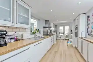 5 Browns Road, photo 3