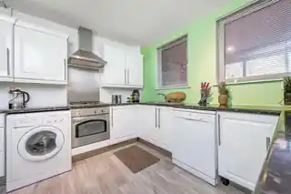 5 Clarence Street, photo 2
