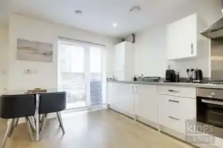 5 Copse Close, photo 4