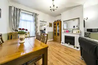 5 Cromwell Road, photo 3