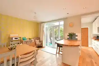 5 Elmhurst Drive, photo 3