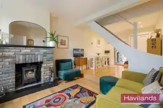 5 Eversley Park Road, photo 2
