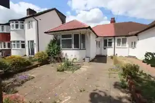 5 Glasbrook Avenue, photo 2