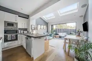5 Gordon Road, photo 4