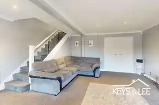 5 Grimstone Close, photo 3