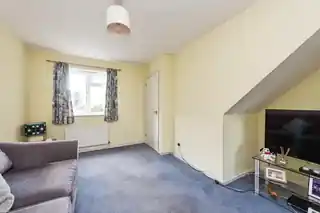 5 Hambleton Close, photo 3