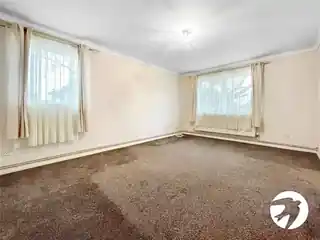 5 Heathdene Drive, photo 2