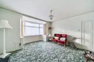 5 Hillview Avenue, photo 3