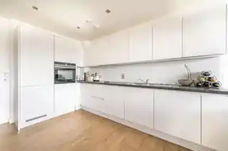 5, Hyett Court, Honour Lea Avenue, photo 4