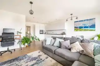 5, Hyett Court, Honour Lea Avenue, photo 3