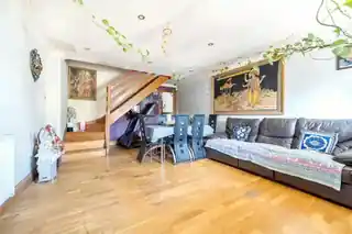 5 Jarvis Close, photo 3