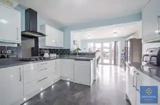 5 Judith Avenue, photo 3