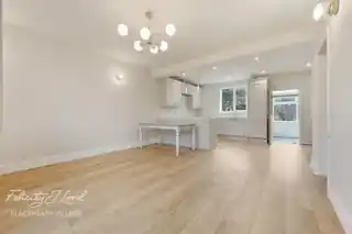 5 Keeling Road, photo 4