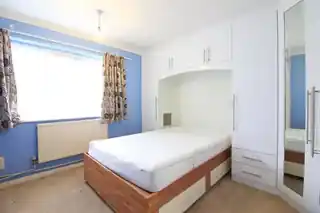 5, Langthorne House, Croyde Avenue, photo 4