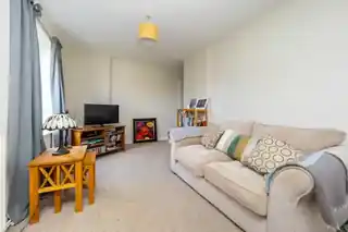 5, Larchvale Court, Westmoreland Drive, photo 4