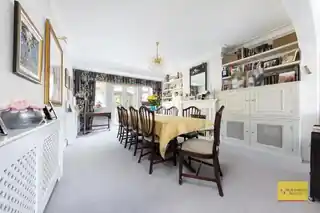 5 Manor Drive, photo 3