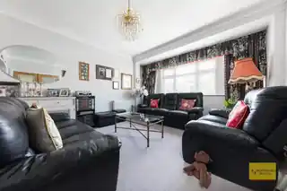 5 Manor Drive, photo 4