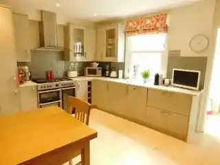 5 Maple Road, photo 2