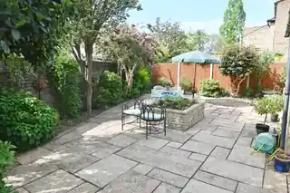 5 Marsh Farm Road, photo 4