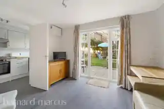 5 Minstrel Gardens, photo 4