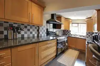 5 Mistletoe Close, photo 2