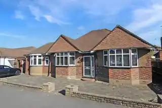 5 Moorfield Road, photo 2