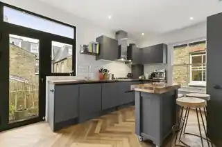 5 Netherfield Road, photo 3
