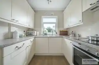5 Oakhurst Avenue, photo 4