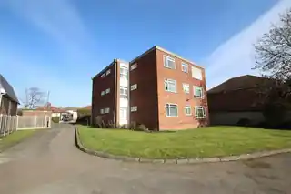 5, Orchard Court, Blackfen Road, photo 2