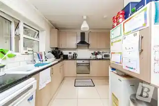 5 Park Drive, photo 2