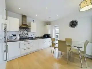5, Shilling Court, Sterling Road, photo 2