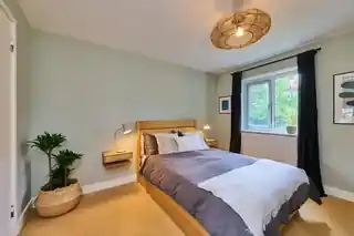 5 Springhill Close, photo 4