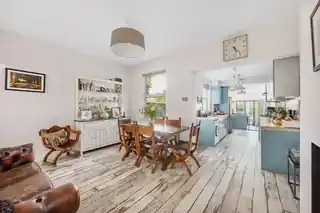 5 Studley Grange Road, photo 3