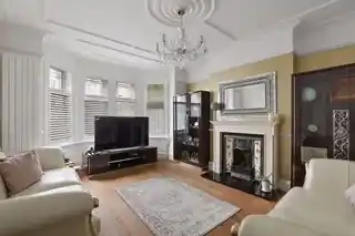 5 Surrey Road, photo 3