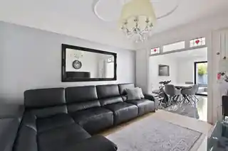 5 Surrey Road, photo 4