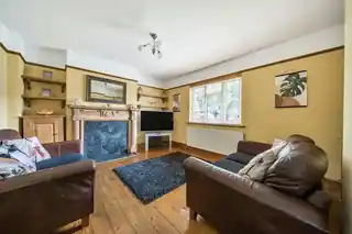 5 Syon Lane, photo 3