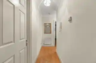 5 Village Park Close, photo 2