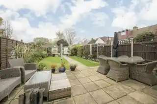 5 Winslow Way, photo 4