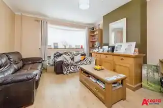 50 Doncaster Way, photo 2