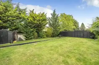 50 Fairdene Road, photo 4