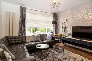 50 Fontwell Close, photo 3