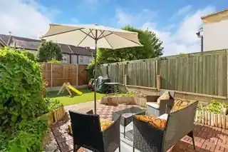 50 Glebe Avenue, photo 3