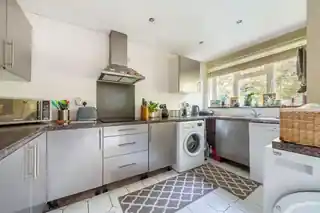 50 Monks Road, photo 3