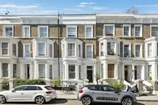 50 Tavistock Road, photo 4